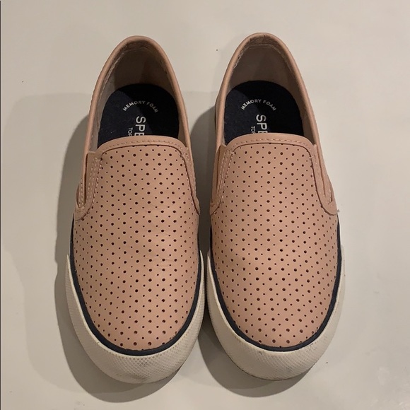 sperry pink slip on